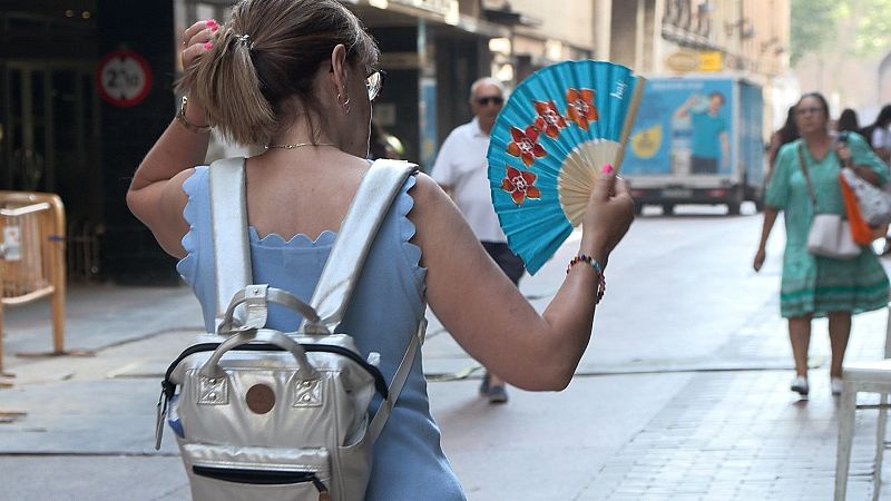 El tiempo este viernes 17 de julio: calor extremo en el sur y lluvias débiles en el norte peninsular | Ver ahora