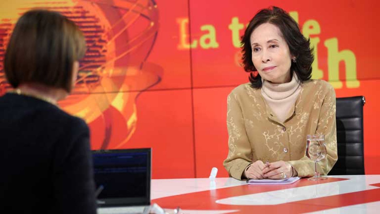 La tarde en 24 horas - El mundo en 24 h. - 11/03/13 - Ver ahora