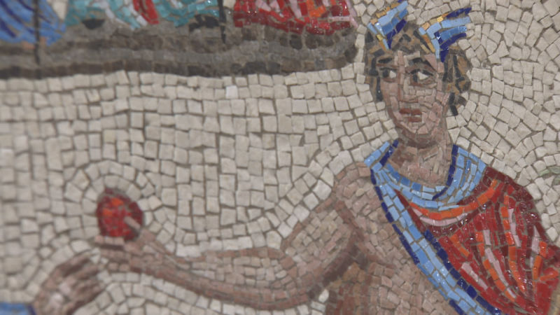 Ex officina Antea, 30 años con mosaicos - Noticias de Extremadura | Ver