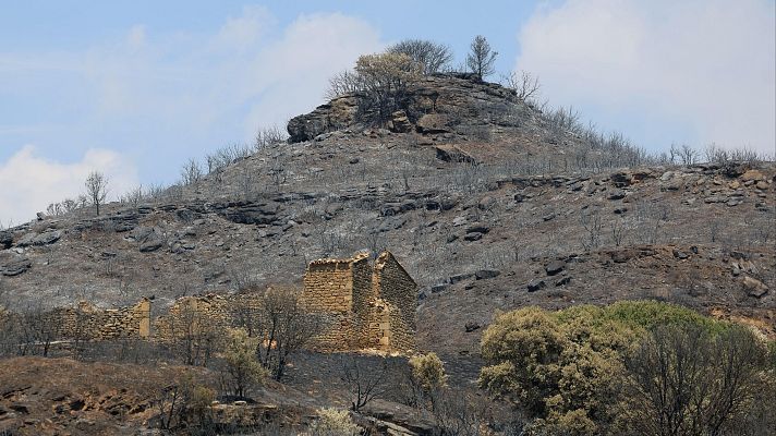 Telediario Fin de Semana - El incendio de Orés sigue fuera de control tras arrasar 15.400 hectáreas
