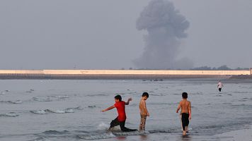 Ir�n ataca blancos militares de EE.UU. en Jordania, Bar�in y Kuwait en represalia por los bombardeos