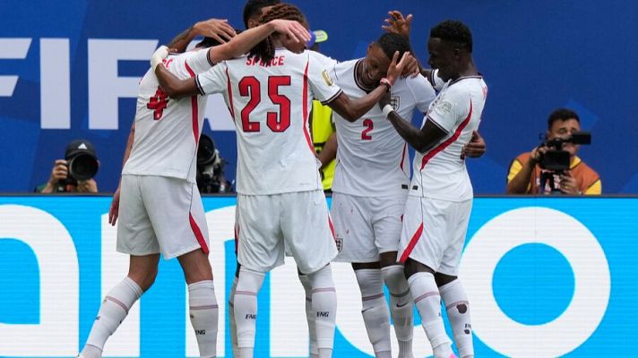 Gol de Ezri Konsa en el minuto 18 del Francia - Inglaterra (0-2) | Mundial 2026 | Ver vídeo