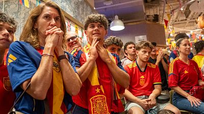 Los espa�oles esperan la final del Mundial con los nervios a flor de piel horas antes del partido