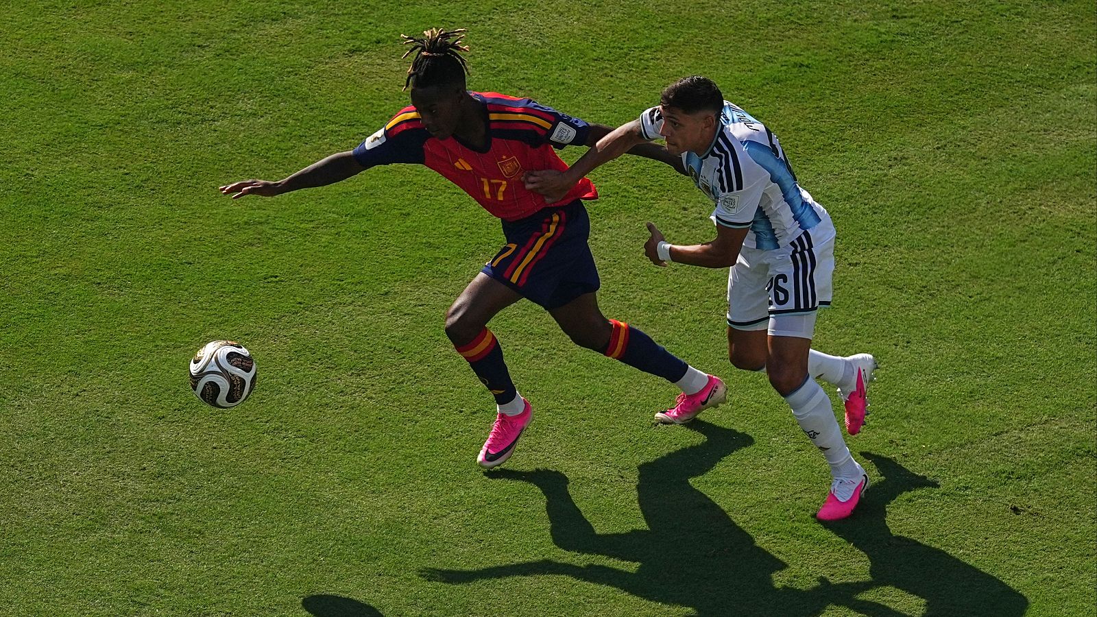 Ocasión de Nico Williams en el minuto 92 del España - Argentina (0-0) | Mundial 2026 | Ver vídeo