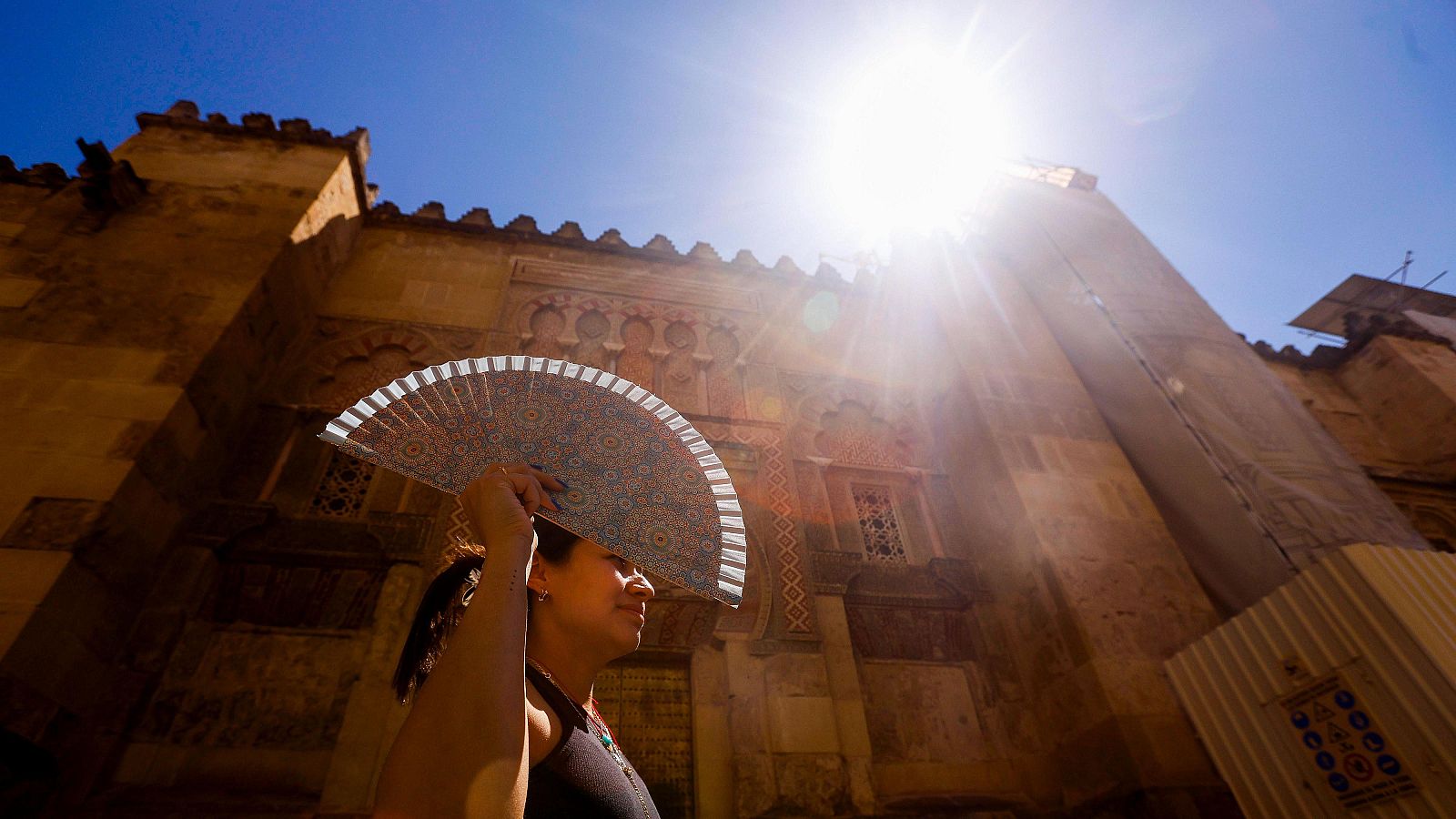 España activa la alerta por una nueva ola de calor - Informativo 24h | Ver