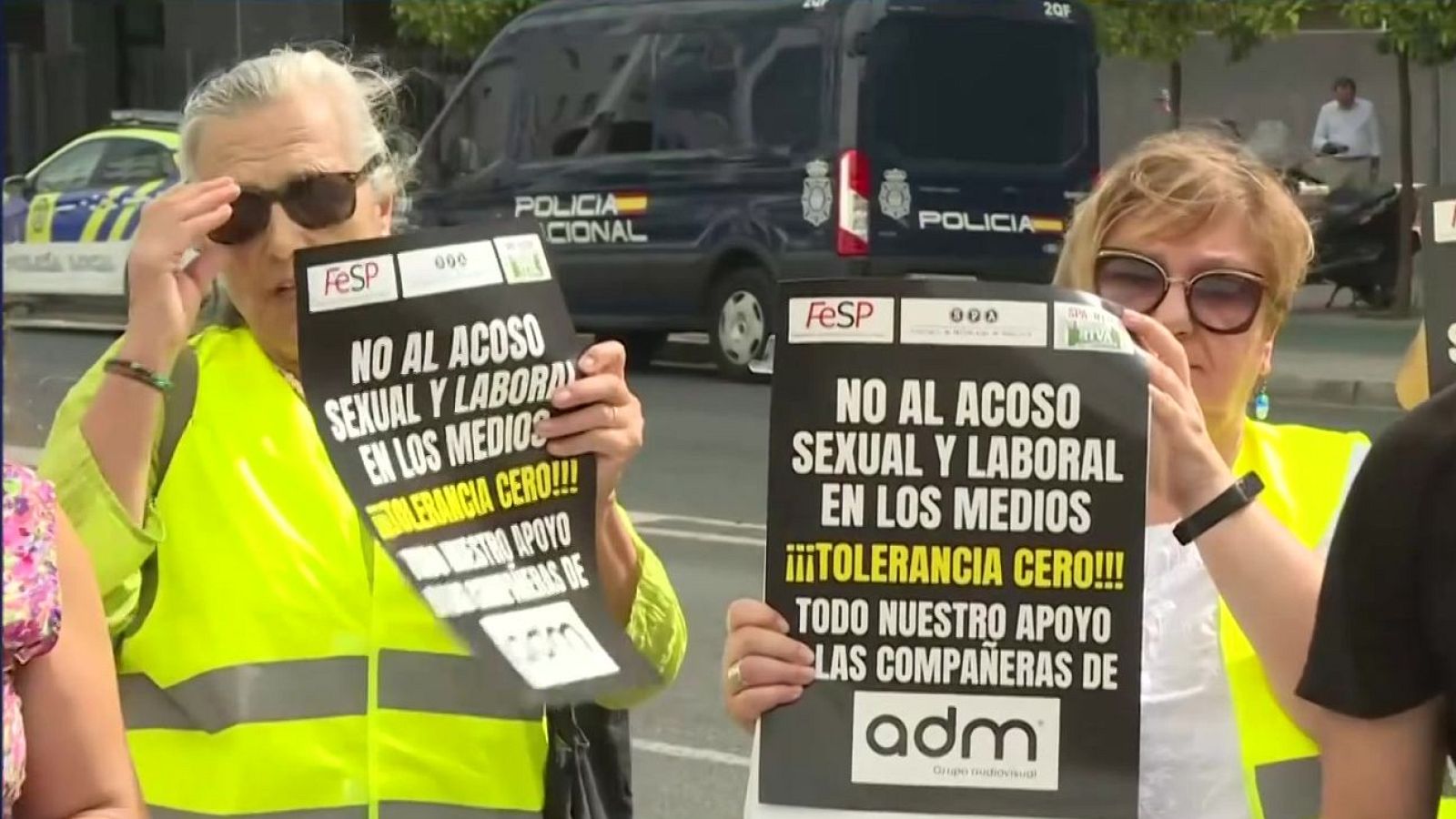 Protesta en apoyo a la reportera que denunció acoso sexual por parte de su jefe - Noticias Andalucía | Ver
