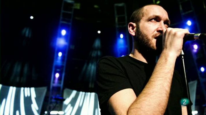 Blue Zulu - Delafé y Las Flores Azules-Margaret