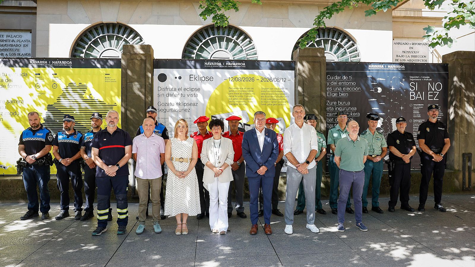Casi 1.200 efectivos velarán por la seguridad en Navarra durante el eclipse solar - Telenavarra | Ver