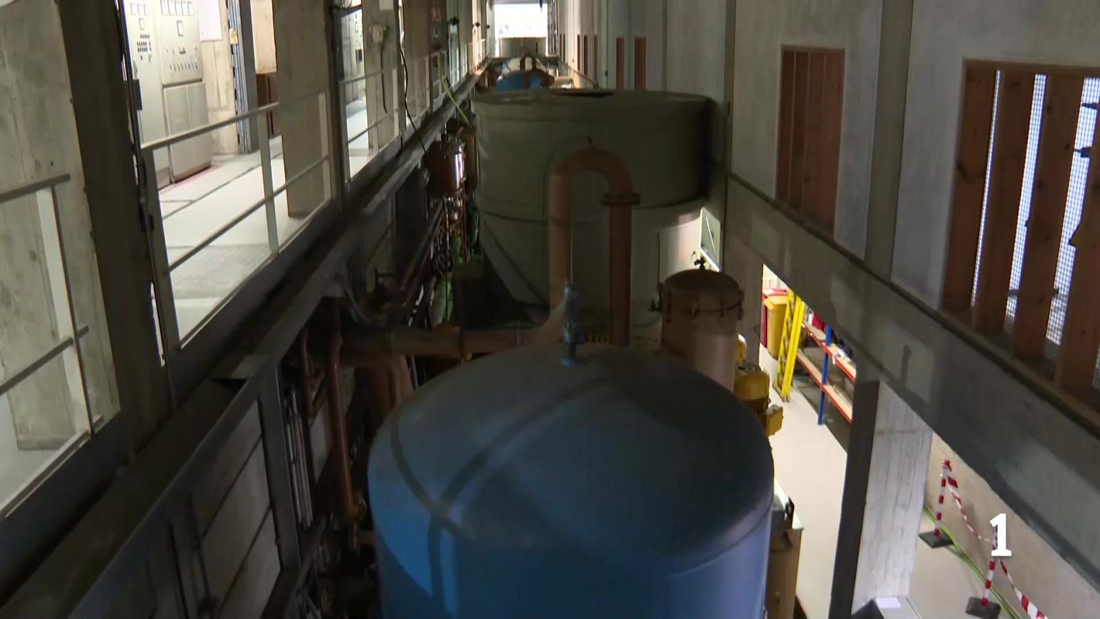 Aguayo, la gigantesca batería de agua que quiere triplicar su capacidad - TeleCantabria | Ver