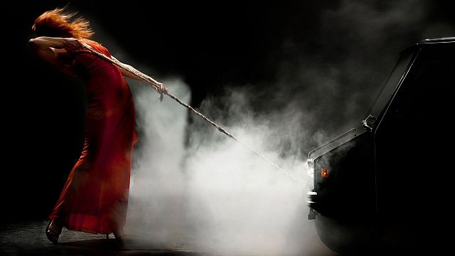 "Poética del movimiento para un público activo" by Alicia Soto / Cía. Hojarasca