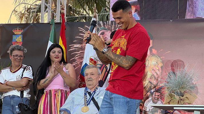 Noticias de Extremadura - Gratitud de Pedro Porro a Don Benito tras ganar el Mundial