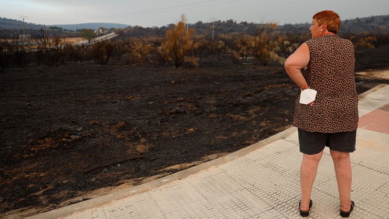 Gloria, desalojada por el incendio en Ávila: "Es horrible" - Informativo 24h | Ver