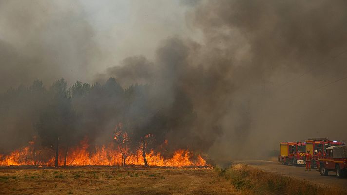 Telediario Fin de Semana - Más de 220.000 evacuados por el megaincendio en el sur de Francia