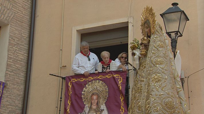 Telenavarra - Tudela se vuelca con la Procesión en honor de Santa Ana