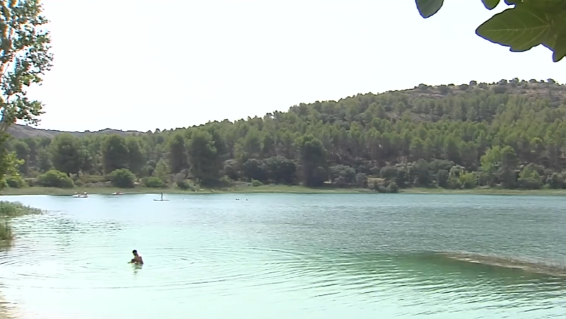 Esta es la labor de los GEAS en las Lagunas de Ruidera - Noticias de Castilla-La Mancha | Ver