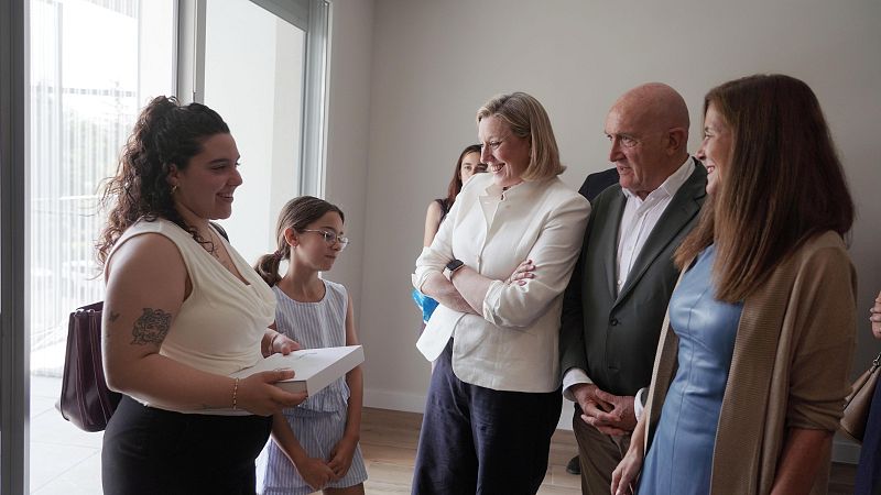 Valladolid entrega las llaves de 59 viviendas de alquiler social | Ver