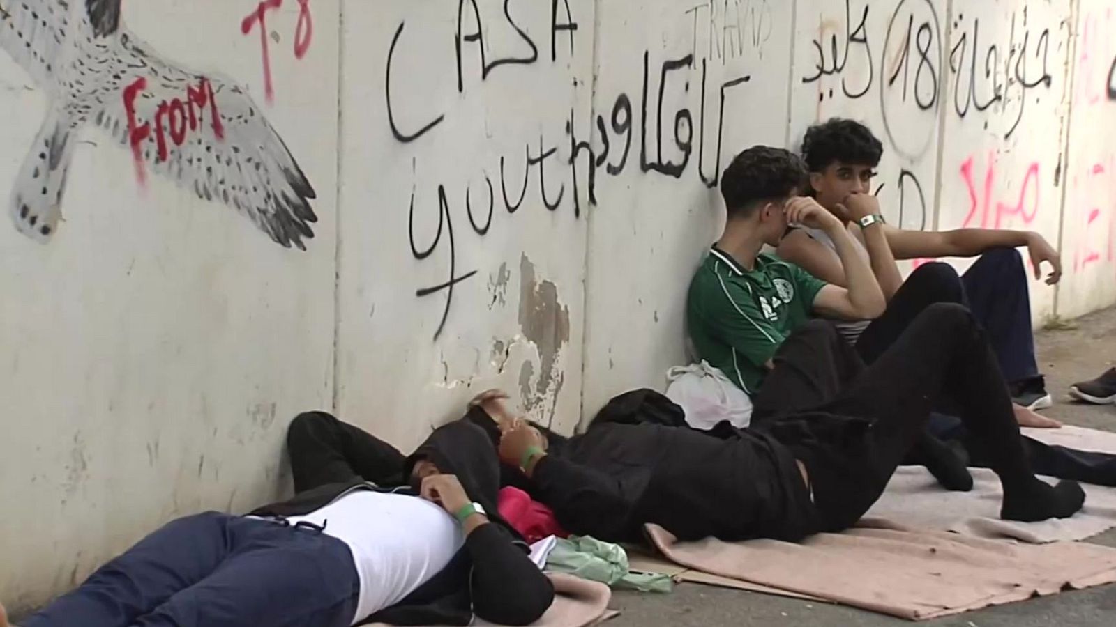 Ante el aumento de la presión migratoria, el Gobierno local está reabriendo los centros de acogida para menores extranjeros no acompañados, que hasta hace poco estaban cerrados por falta de jóvenes. En estos momentos, la Ciudad Autónoma tutela a unos 500.