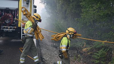 El incendio de La Utrera se mantiene en nivel uno