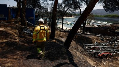 Afectados por el incendio de Madrid, a la espera de ayudas y cobertura de seguros