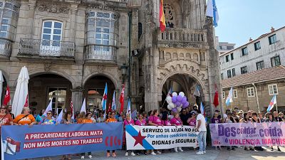 Coidadoras piden seguridade e mellores condici�ns laborais - Telexornal - Galicia | Vexa