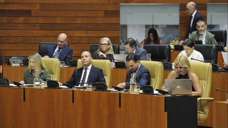 La Asamblea de Extremadura aprueba los Presupuestos de la región para 2026 - Noticias de Extremadura | Ver
