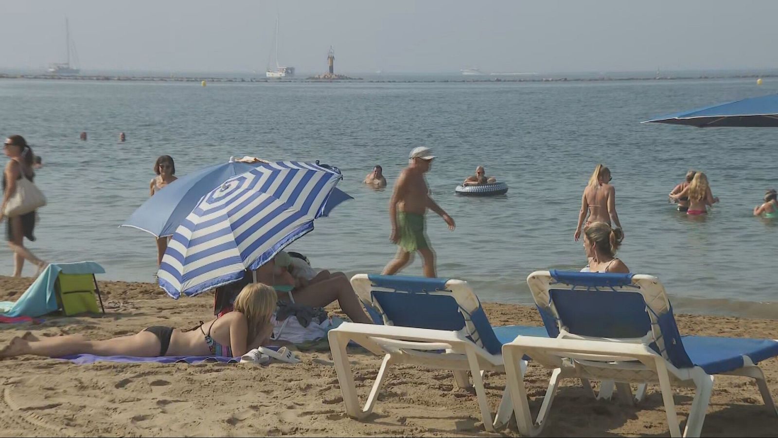 Fa sis setmanes que la temperatura del mar no baixa de 25 °C