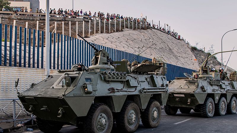 El Gobierno despliega al ejército en Ceuta - La hora de La 1 | Ver