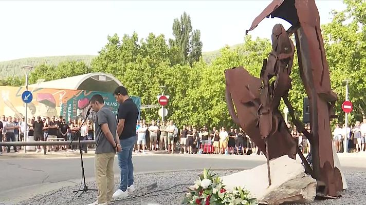 L'Informatiu - Minut de silenci a Súria pel jove mort en un accident a la mina de Cabanasses
