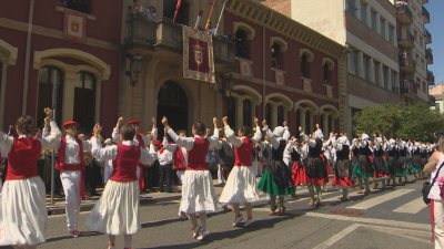 Estella inicia sus fiestas con un cohete inclusivo