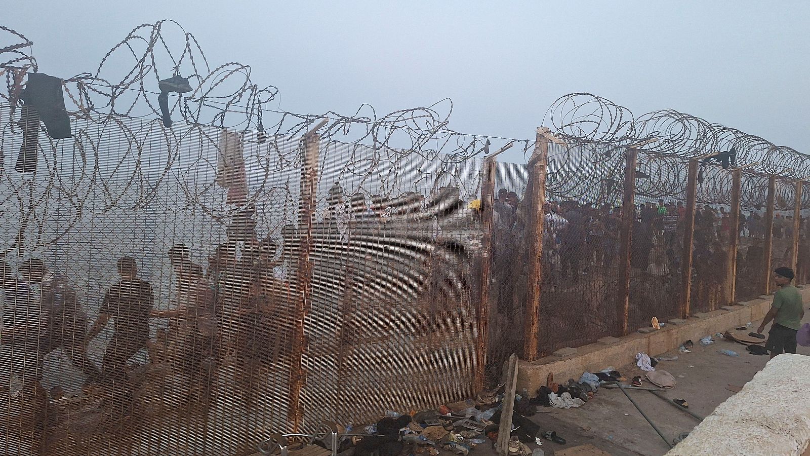 La frontera con Marruecos sigue siendo un cruce de caminos - Informativo 24h | Ver