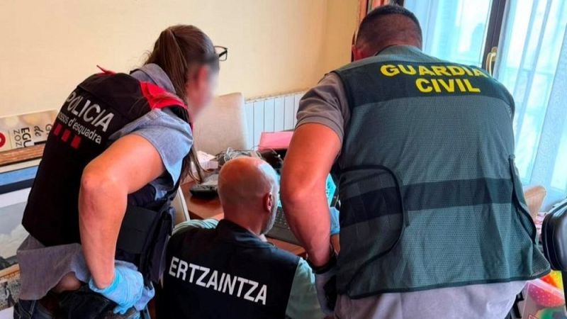 Detenido en Gipuzkoa un menor referente de la extremista Red 764 - Informativo 24h | Ver