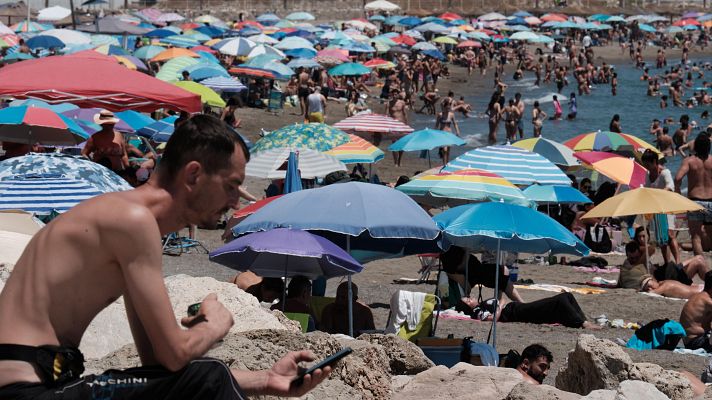 Telediario Fin de Semana - La desconexión digital, la asignatura pendiente durante las vacaciones