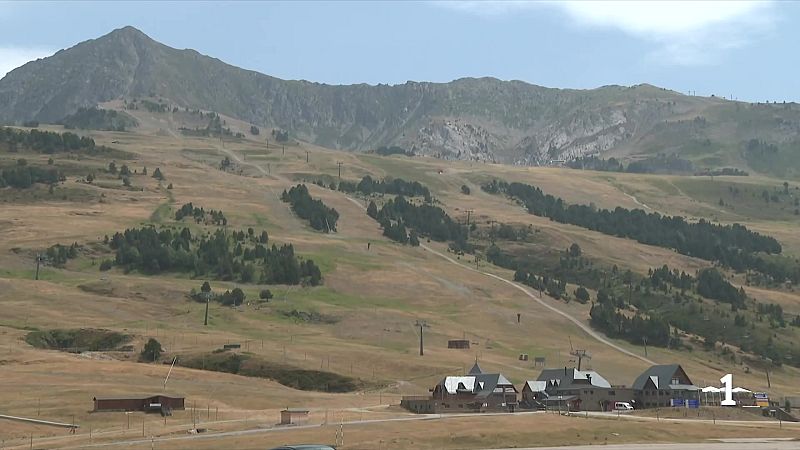 Baqueira Beret transforma les pistes d’esquí en rutes d'estiu - L'Informatiu | Ver