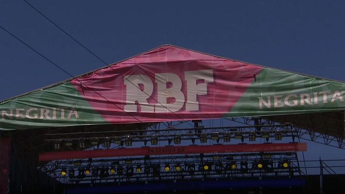 Telediario 1 - Consumo multa con 320.000 euros a un festival de música por diversas prácticas abusivas