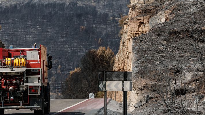 L'informatiu - Comunitat Valenciana - Els treballs dels bombers acosten l'extinció de l'incendi de la Vall d'Uixó