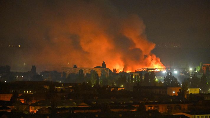 Telediario 1 - 17 muertos en bombardeos rusos contra Kiev