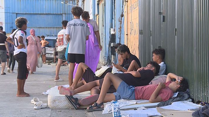 Telediario 1 - Centenares de menores siguen sin ser identificados una semana después de la entrada masiva en Ceuta