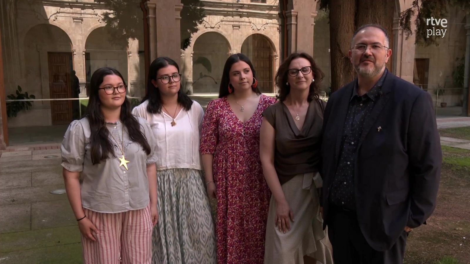 Testimonio - En familia - Testimonio | Ver