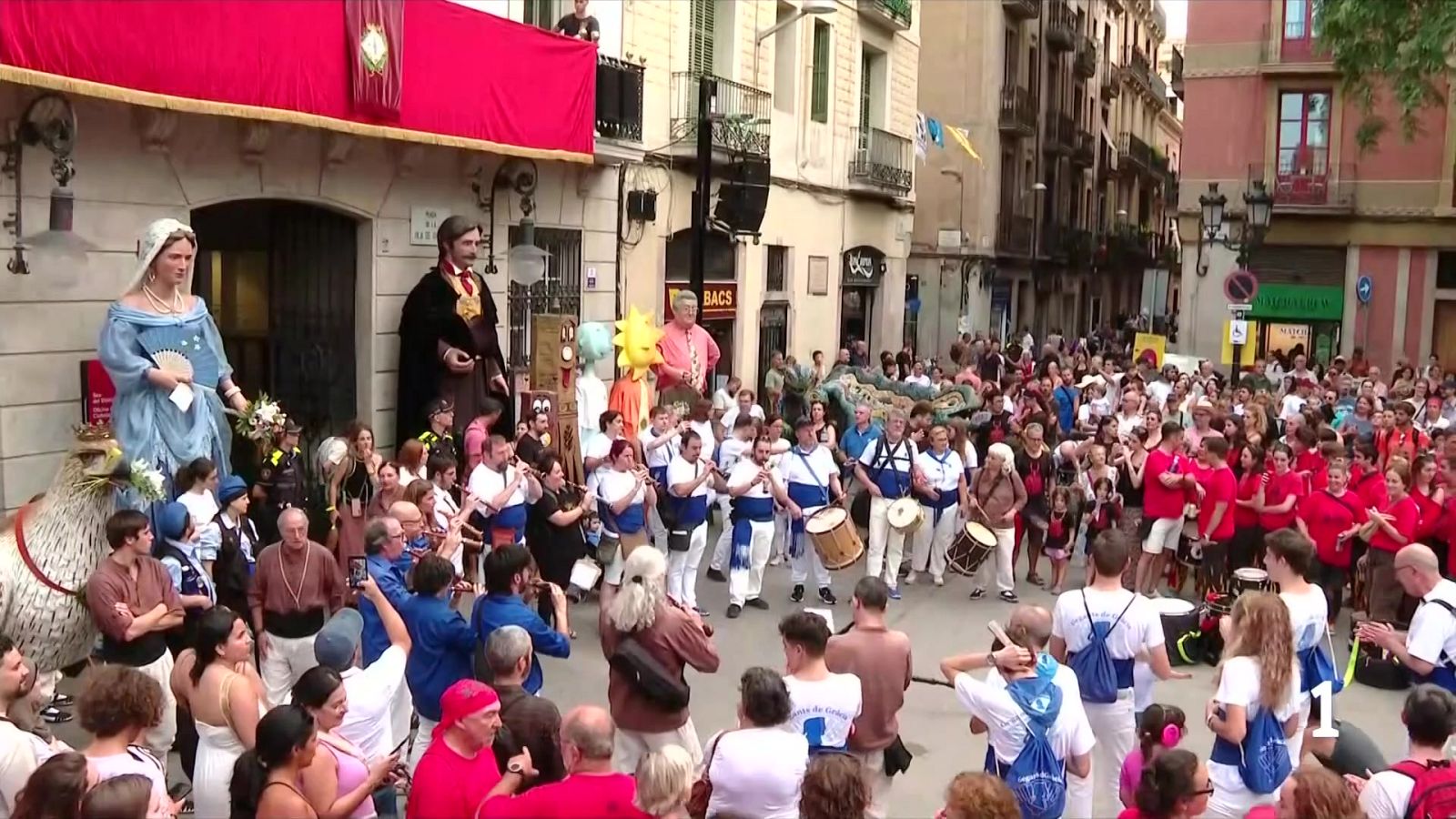 Debat obert sobre les activitats nocturnes a la Festa Major de Gràcia