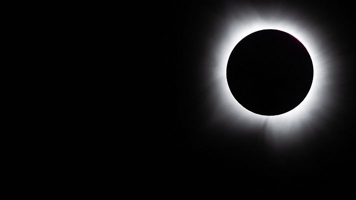 Telediario Fin de Semana - Consejos para fotografiar el eclipse total de sol