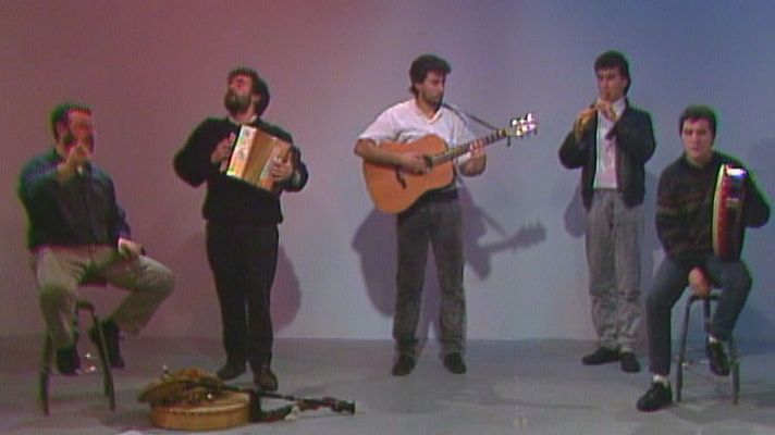 Telexornal - Galicia - Luar na Lubre, 40 anos enriba dos escenarios