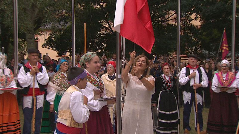 Buruaga asegura que el turismo es "una oportunidad" a la que no va a renunciar - TeleCantabria | Ver
