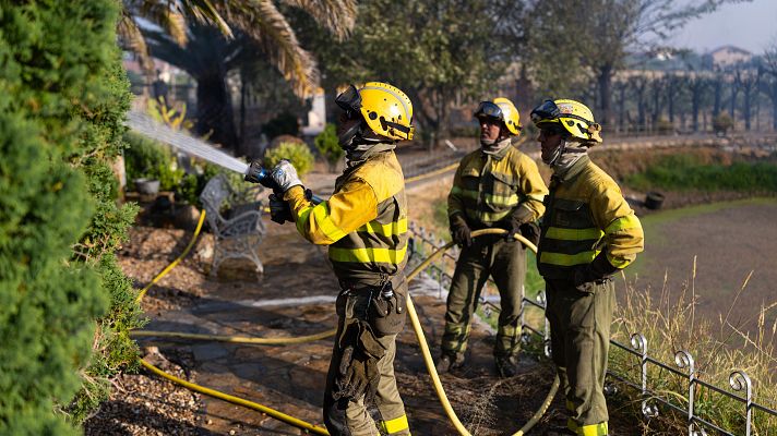 Noticias de Castilla y León - El incendio en Navas de San Antonio deja a más de 5.000 personas fuera de sus hogares