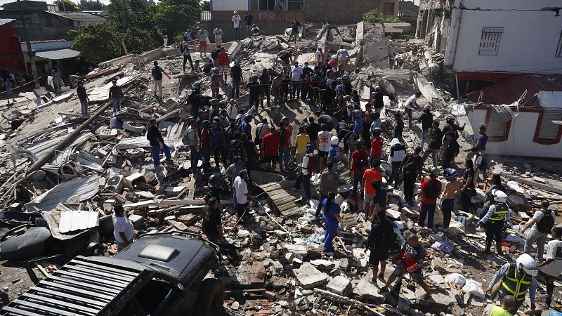 Cruz Roja Colombia: "Nos estamos enfocando en búsqueda y rescate" - La tarde en 24h | Ver