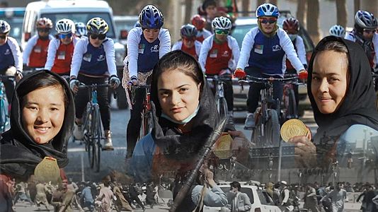 Un arriesgado plan de huida para sacar del Afganist�n de los talibanes al equipo nacional femenino de ciclismo