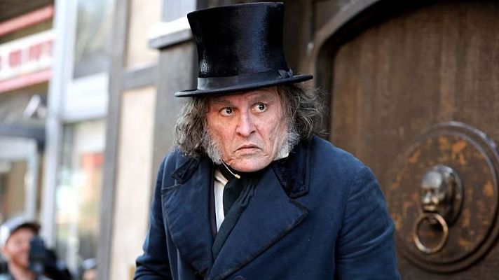 Telediario 1 - Johnny Depp sorprende con su caracterización para la película 'Scrooge y los fantasmas de la Navidad'