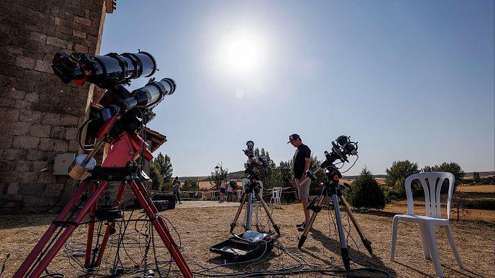Telediario Matinal - El tiempo en España el 12 de agosto: calor extremo, tormentas en el este y cielos despejados para el eclipse