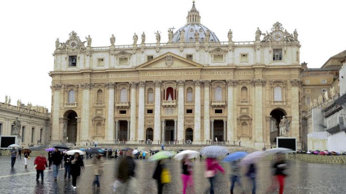Telediario 1 - El catolicismo prima en España