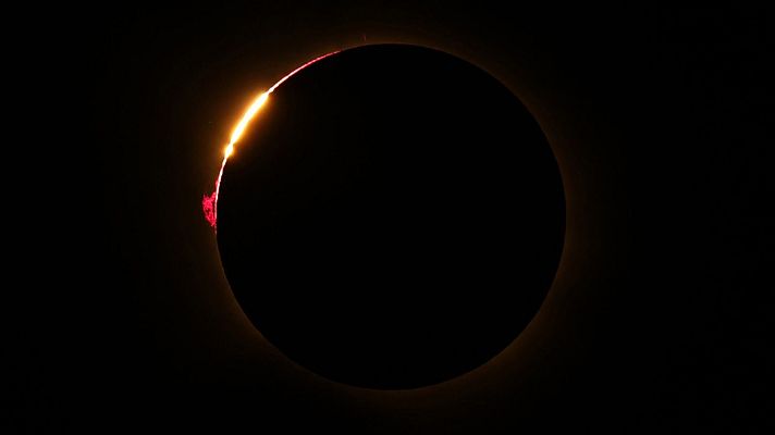 Especiales informativos - Totalidad del eclipse solar 2026 desde el Observatorio de Yebes (Guadalajara)
