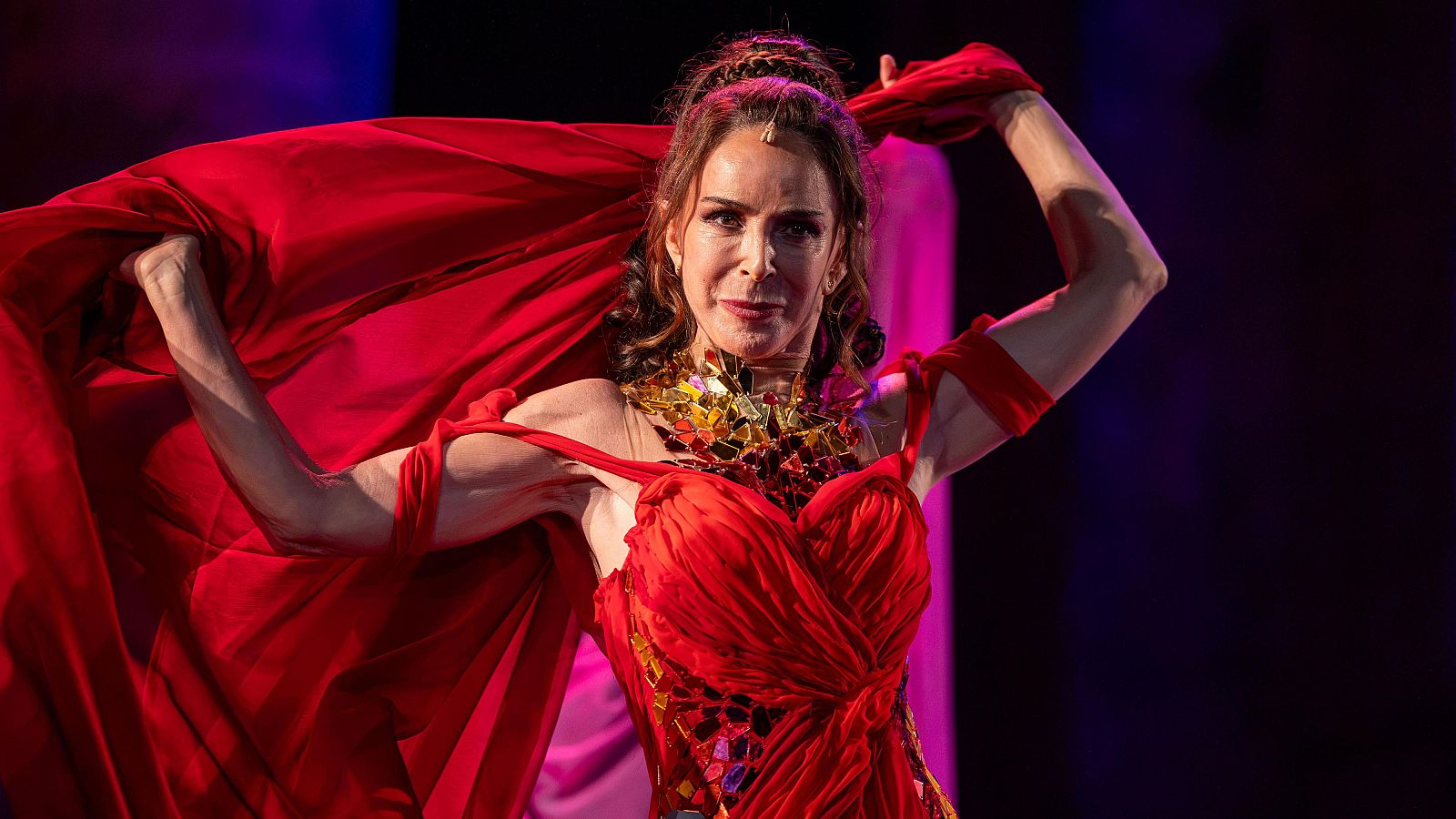 Lydia Bosch protagoniza 'Fedra, en los infiernos' en Mérida - Telediario 1 | Ver